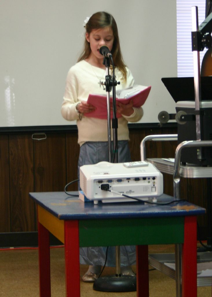 2011 christmas program 001.JPG